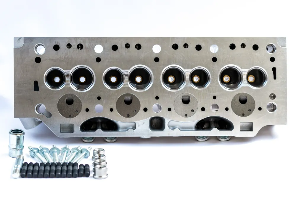 RENAULT Motor F8Q 1.9D 8v Express, Clio, R19, Megane bujía horizontal 45° - inyector roscados - alojamiento termocontacto m22x1,5 (3420-A / 23421-EB)